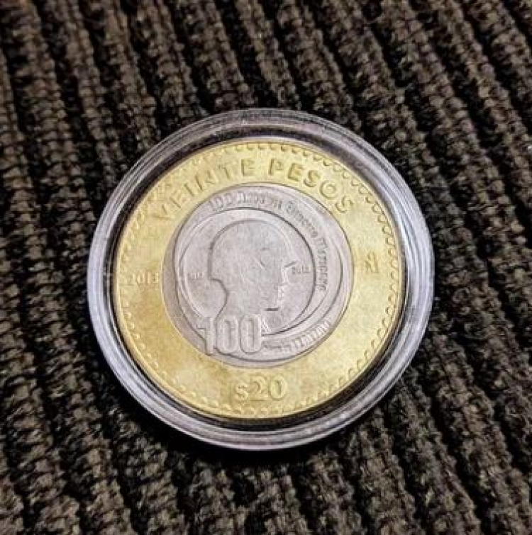 Moneda 20 Pesos Ejército Mexicano 100 Años Circulada Escasa